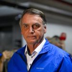 Moraes decreta prisão domiciliar de Bolsonaro